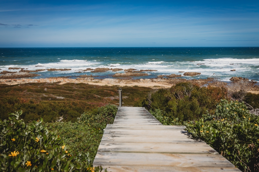 4 Bedroom Property for Sale in Fynbosstrand Western Cape